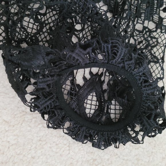 Zara lace cut out top Size M NWOT - Picture 4 of 8